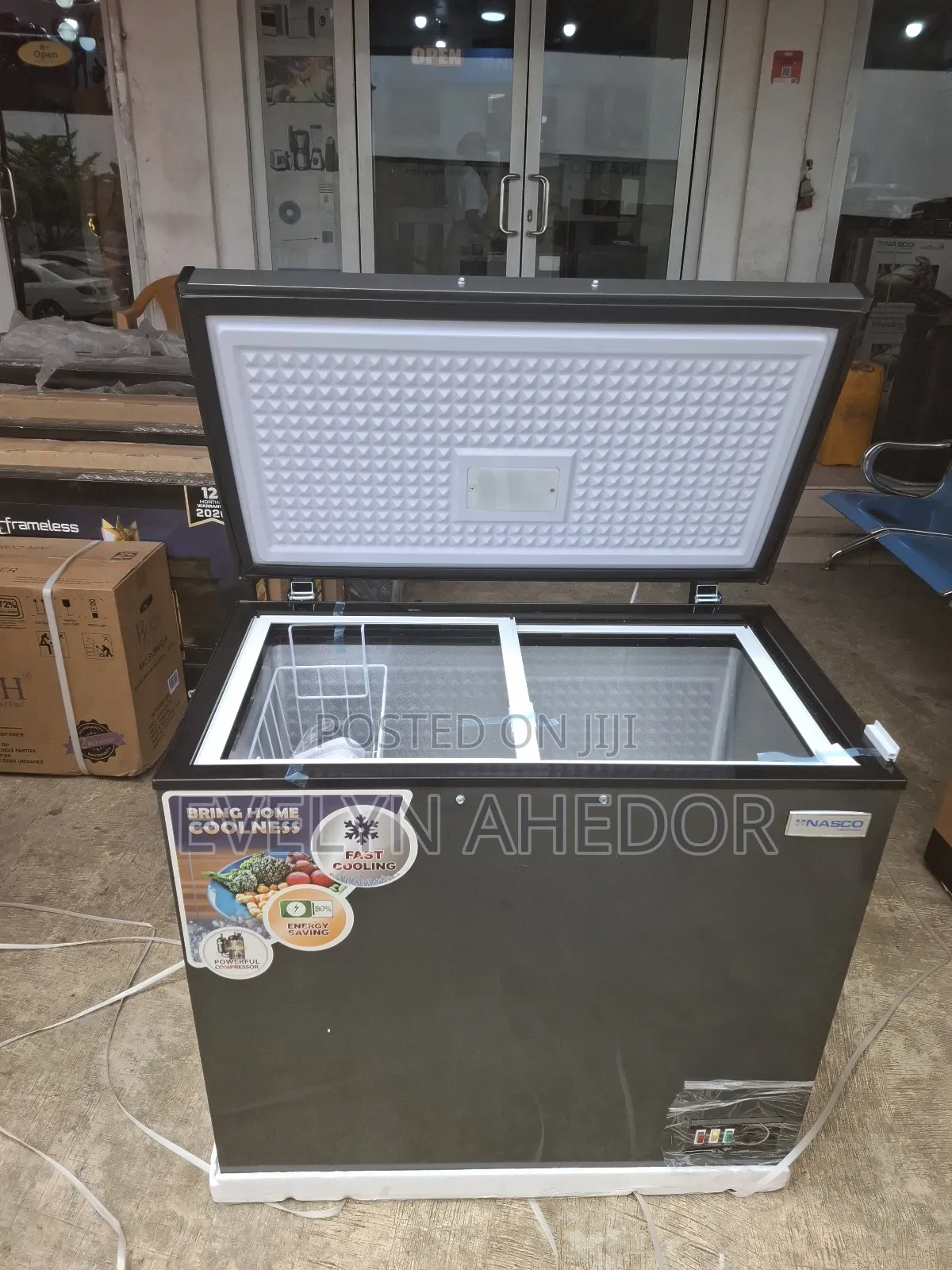 Neat Nasco Chest Freezer 200litres With Key and Lock Available