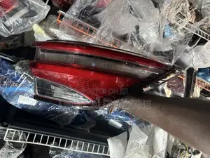 Toyota Fortuner 2021,2022,2023,2024, Taillights Available