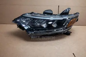 Mitsubishi Outlander 2019-2022 Driver’S Side Headlight