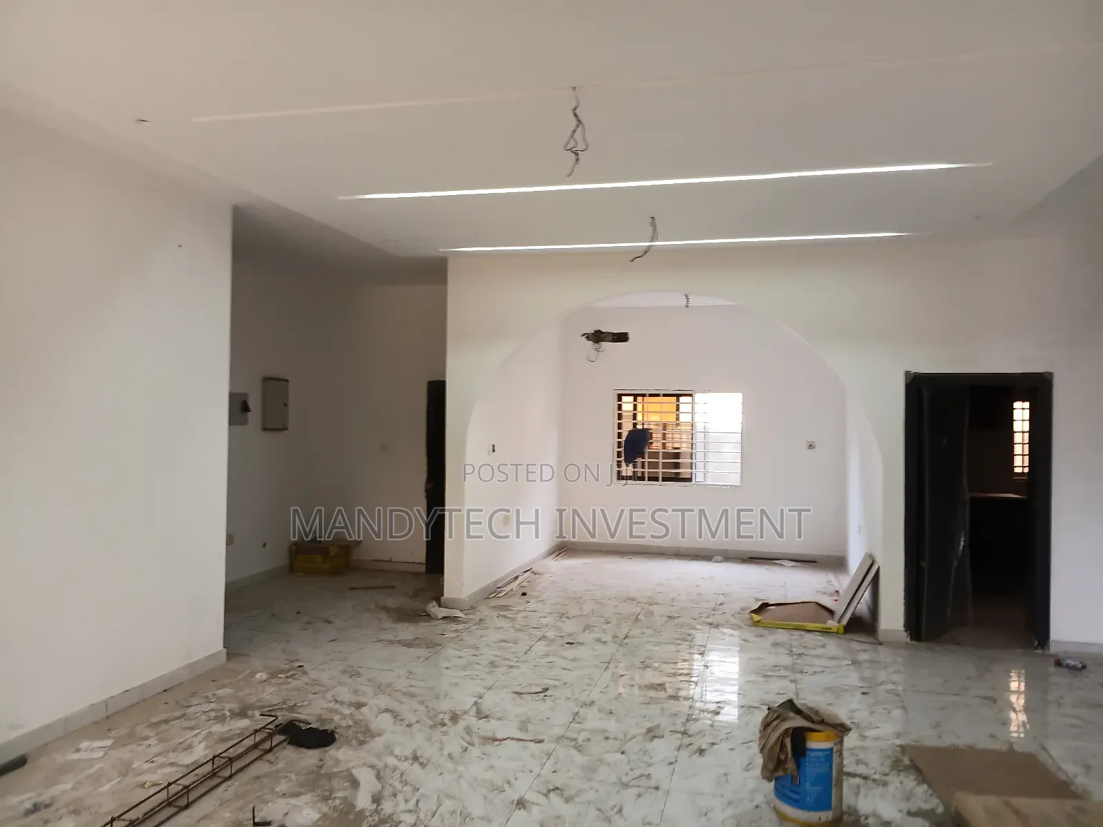 3bdrm House in Lake Side Estate for sale