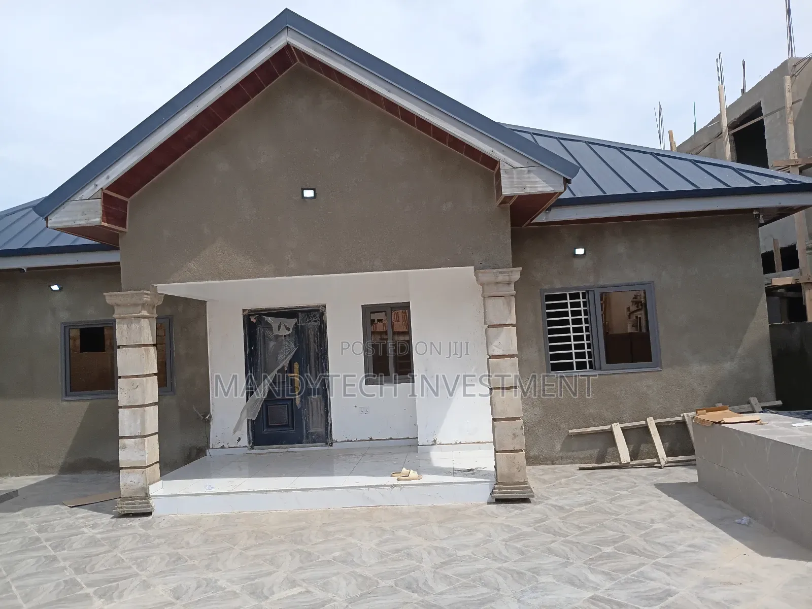 3bdrm House in Lake Side Estate for sale