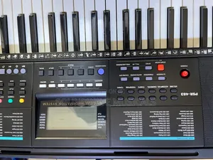 PSR 483 4-Octave Benginners Keyboard With Free
