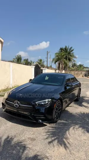 Mercedes-Benz E350 2022 Black