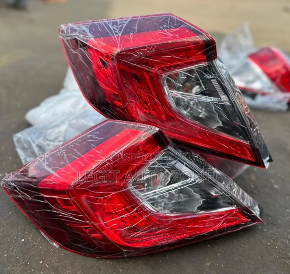 Honda Civic 2017,2018,2019,2020, Taillights Available