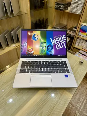 New Laptop HP EliteBook 840 G8 8GB Intel Core i7 SSD 256GB
