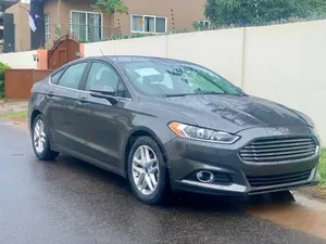 Ford Fusion Titanium FWD 2016 Gray