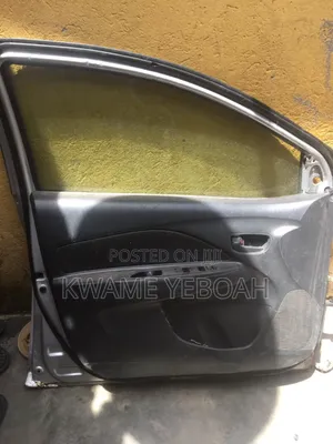 Toyota Yaris Doors Set Long Booth