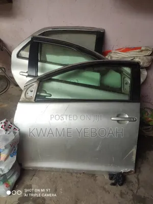Toyota Yaris Doors Set Long Booth