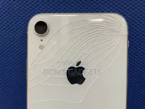 Apple iPhone XR 64 GB White