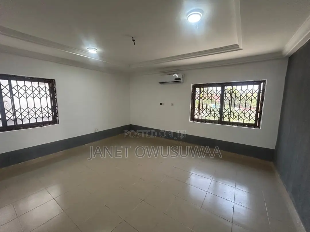 4bdrm House in Abokobi for rent