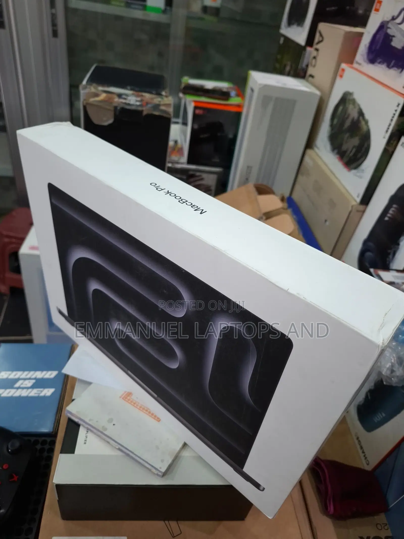 New Apple MacBook Pro 2024 M4 Max 16-inch 48GB Apple M4 Max SSD 48GB