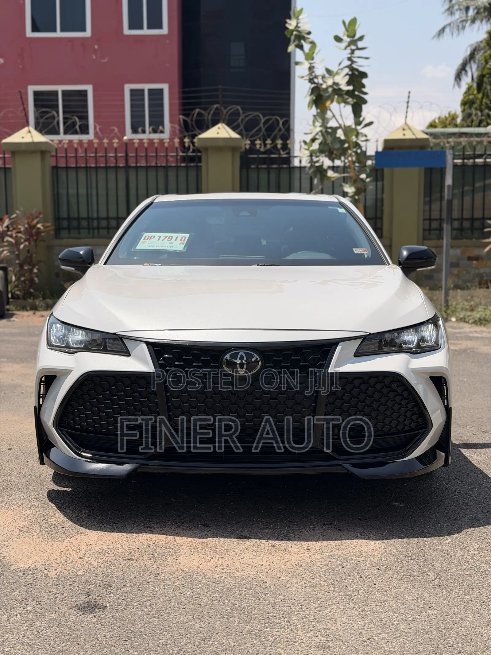 Toyota Avalon TRD 2020 White