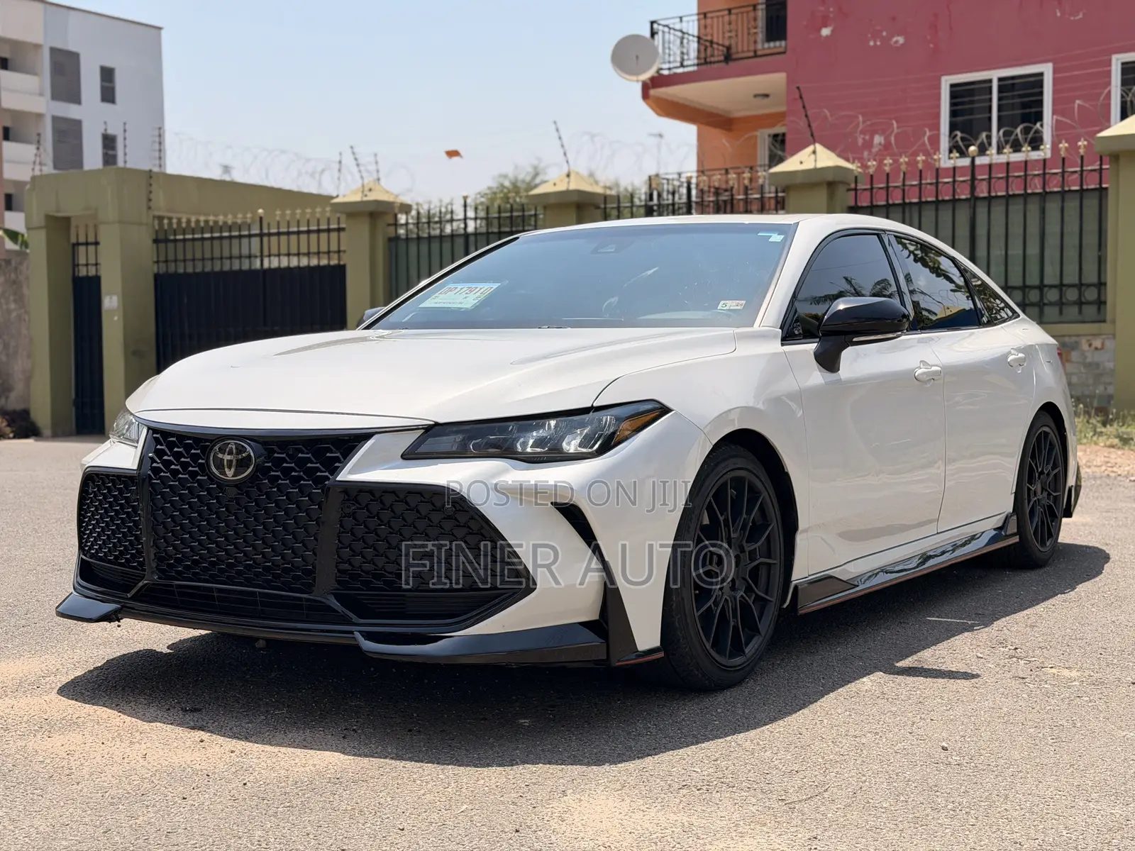 Toyota Avalon TRD 2020 White
