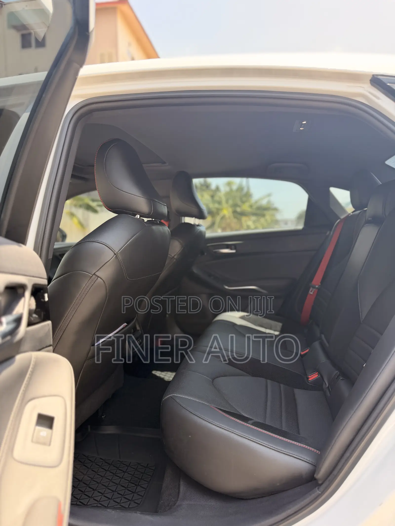 Toyota Avalon TRD 2020 White