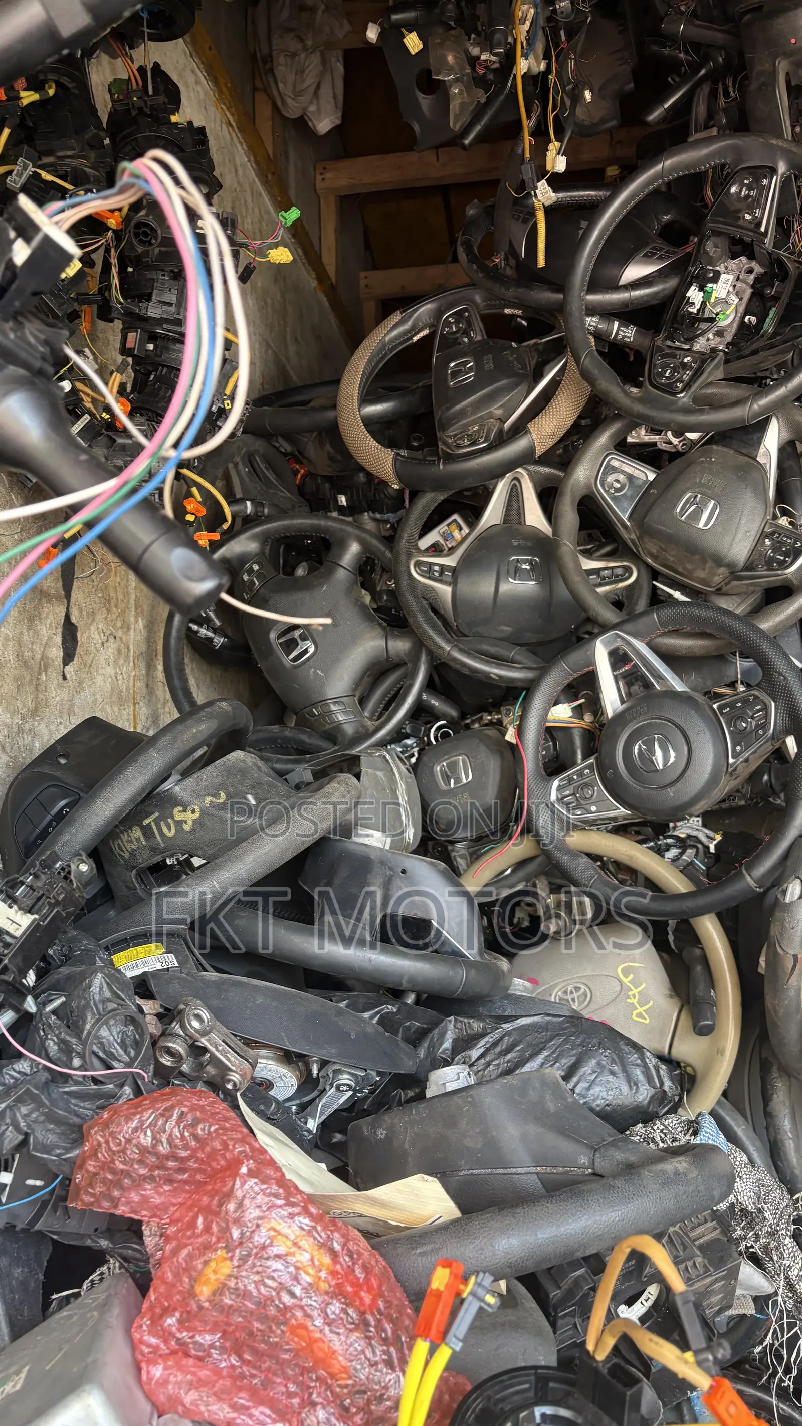 Honda,Toyota,Vw,Acura,Benz,Ford,Hyundai,Audi Steering Wheel