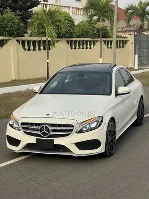 Mercedes-Benz C300 Luxury 4Matic Sedan AWD (2.0L 4cyl 7A) 2016 White
