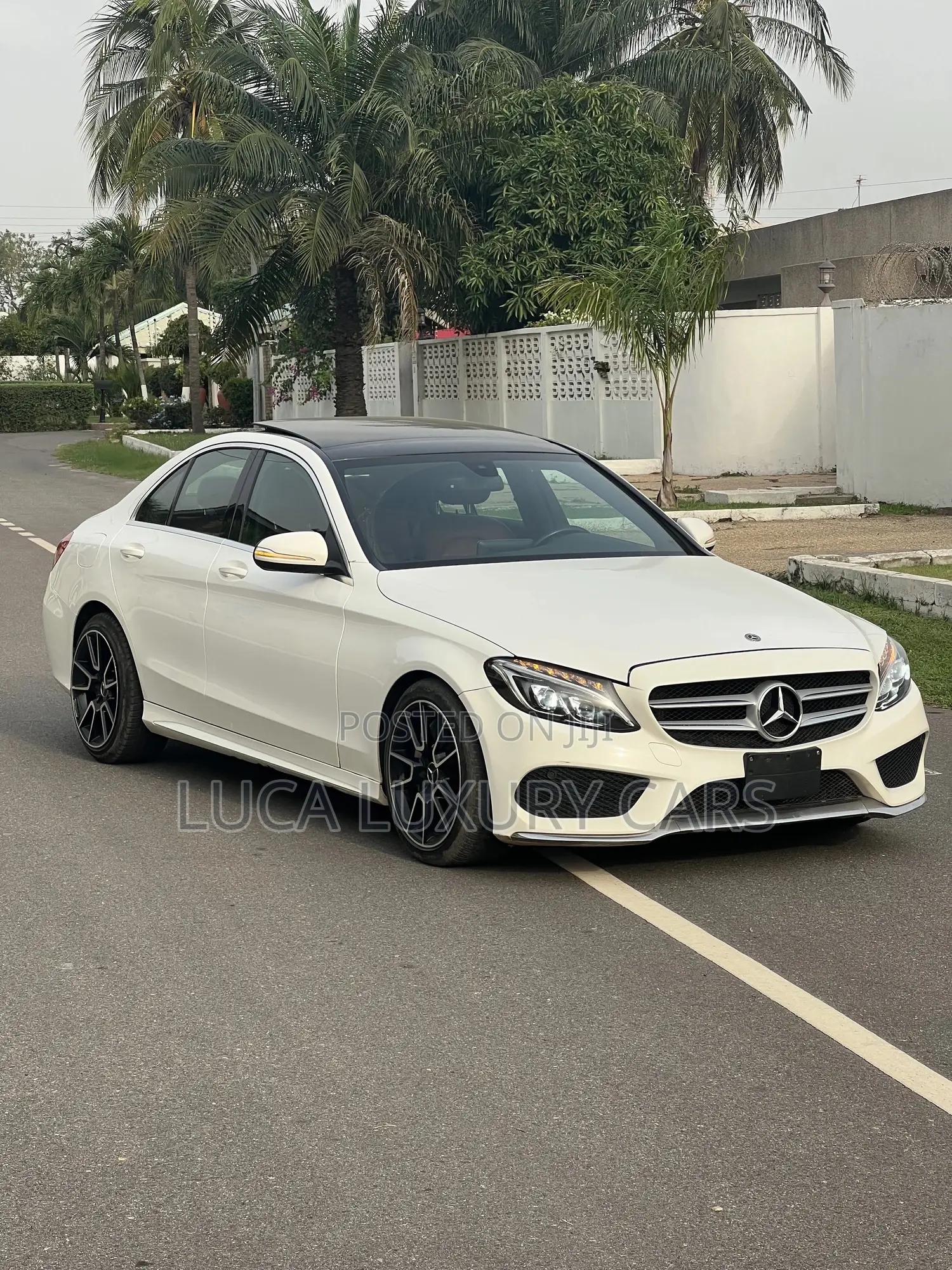 Mercedes-Benz C300 Luxury 4Matic Sedan AWD (2.0L 4cyl 7A) 2016 White