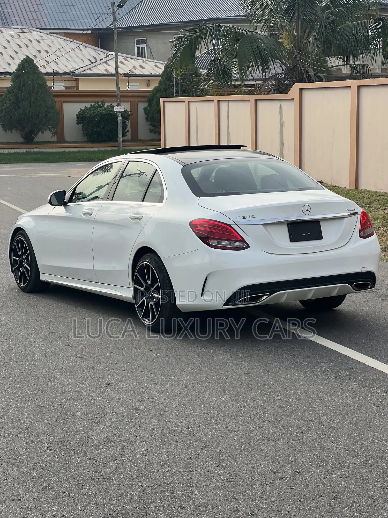 Mercedes-Benz C300 Luxury 4Matic Sedan AWD (2.0L 4cyl 7A) 2016 White