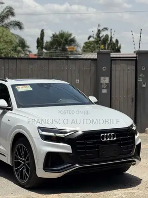 Audi Q8 2021 White