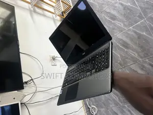 Laptop Acer Aspire 1 A114-31 8GB Intel Core i7 HDD 500GB
