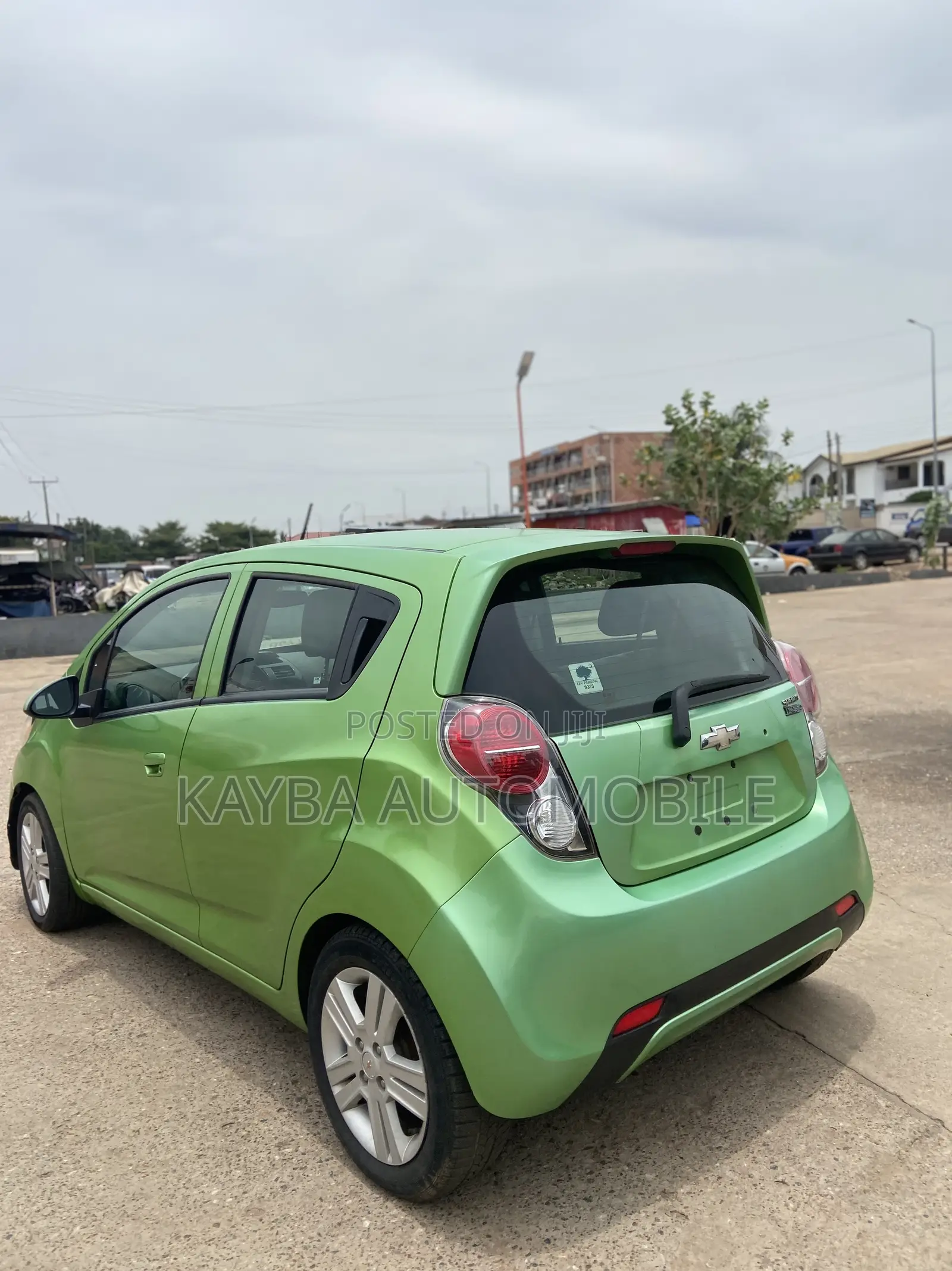 Chevrolet Spark 2016 Green