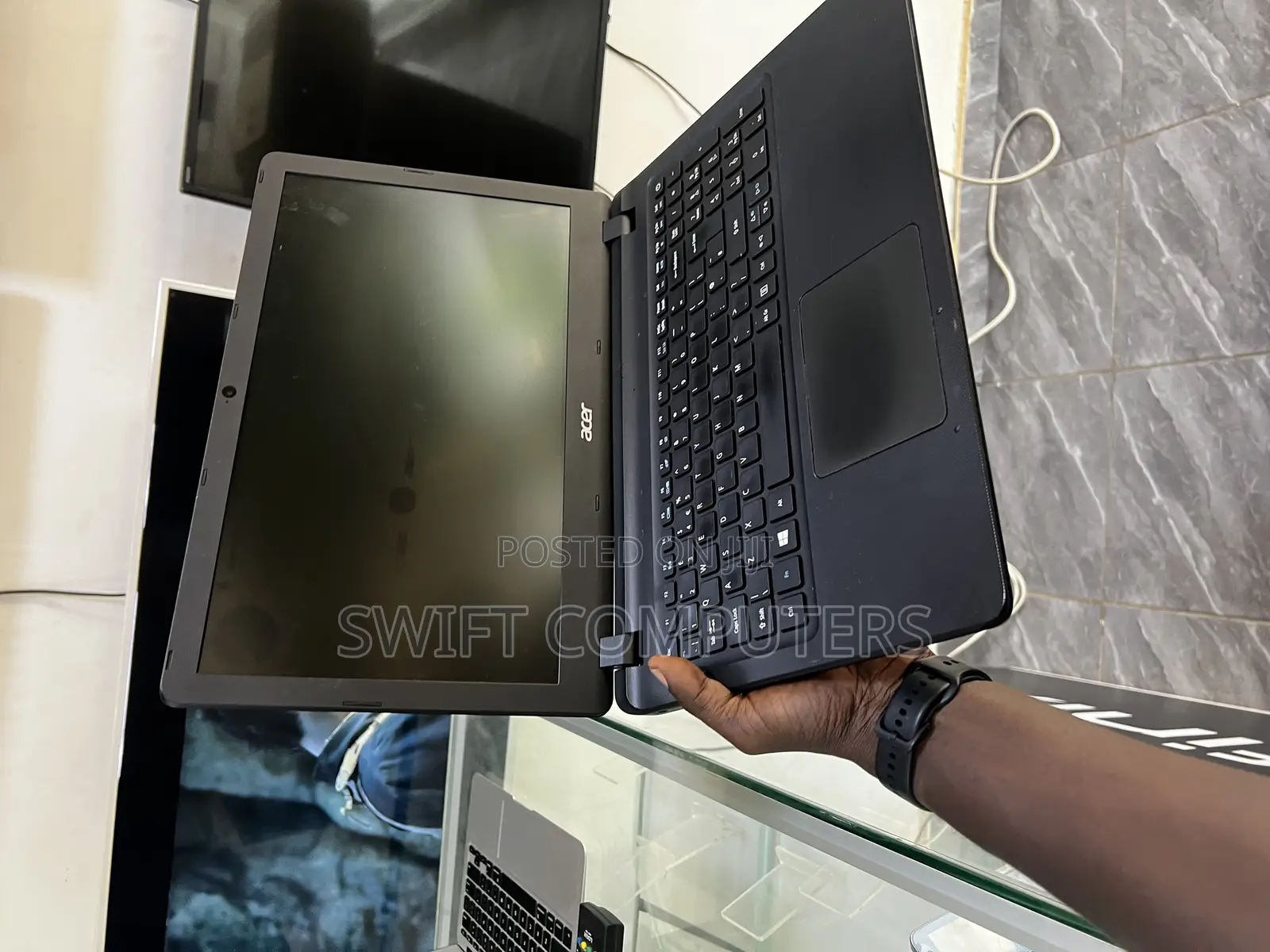 Laptop Acer Aspire ES1-111 8GB Intel Core i7 HDD 500GB