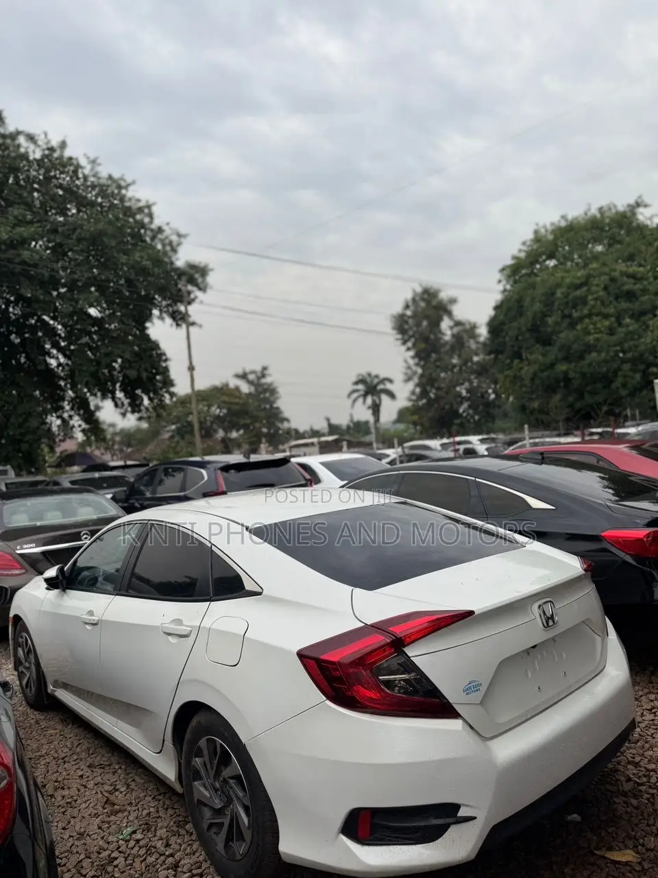 Honda Civic EX-L 4dr Sedan (1.5L 4cyl) 2017 White