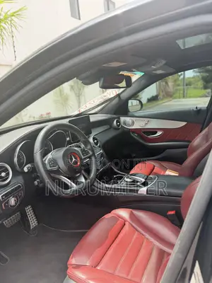 Mercedes-Benz C400 4Matic AWD Sedan (3.0L V6 7A) 2015 Black