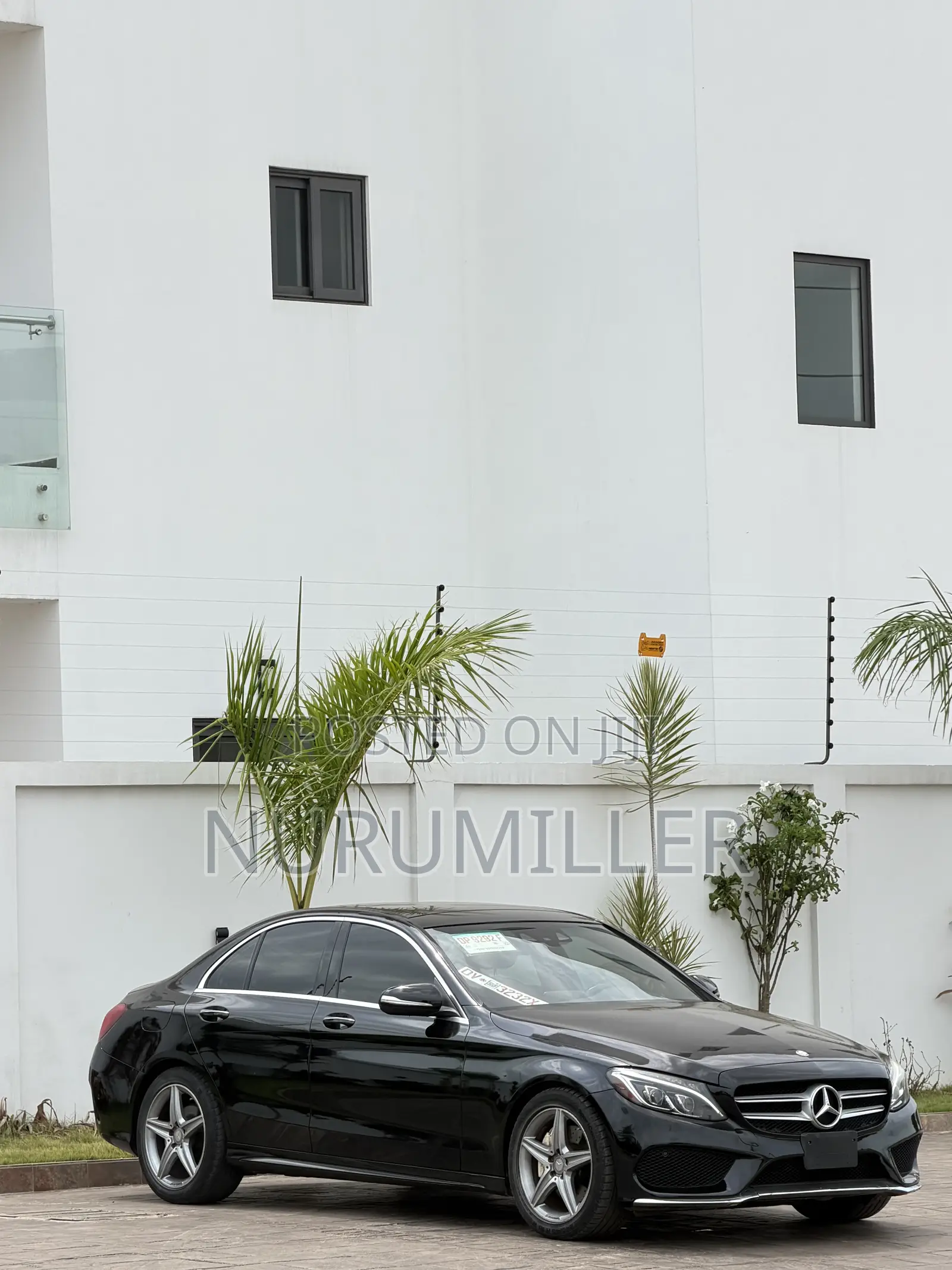 Mercedes-Benz C400 4Matic AWD Sedan (3.0L V6 7A) 2015 Black