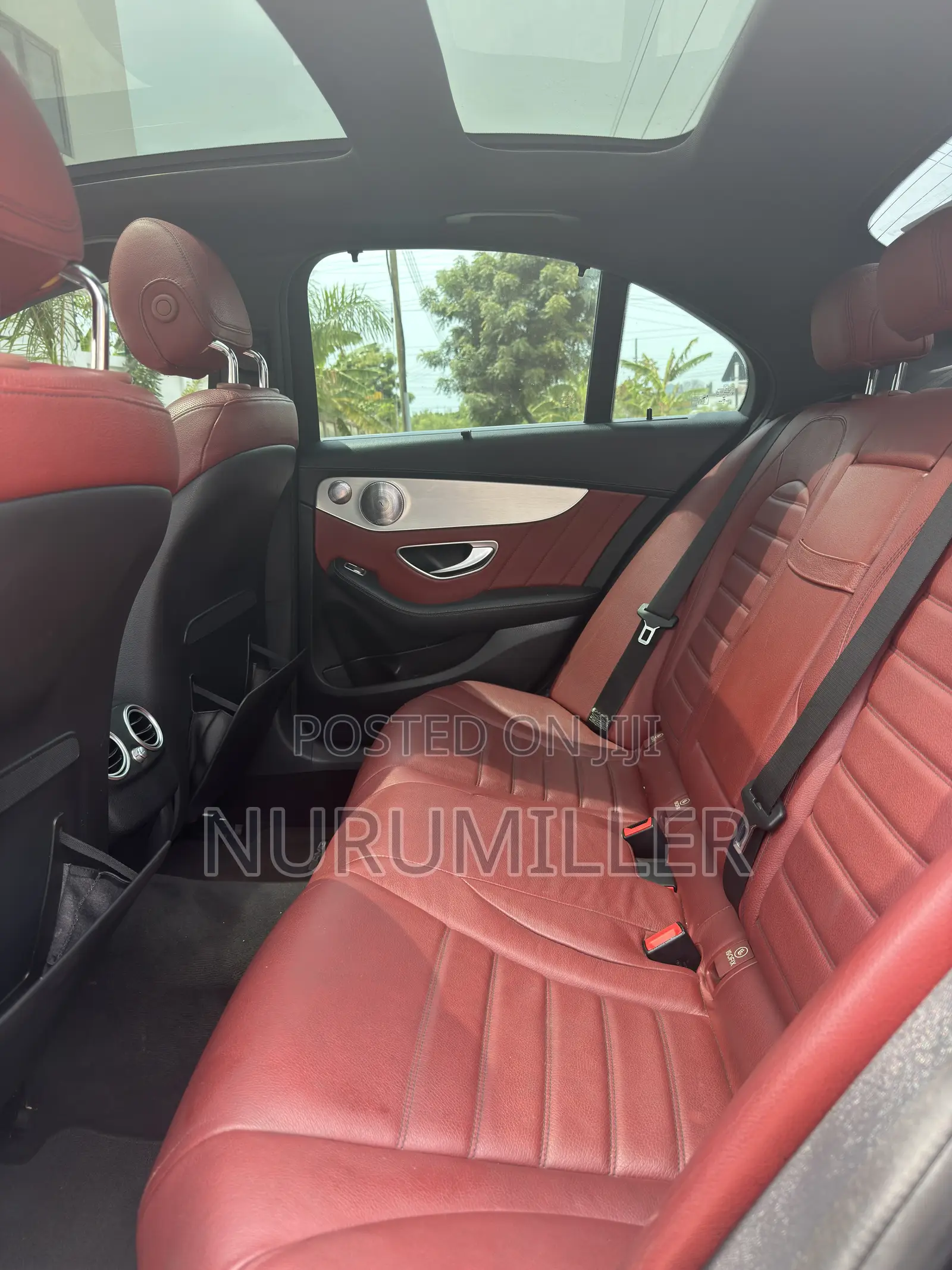 Mercedes-Benz C400 4Matic AWD Sedan (3.0L V6 7A) 2015 Black