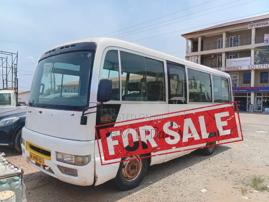 Nissan Civilian 2009 White