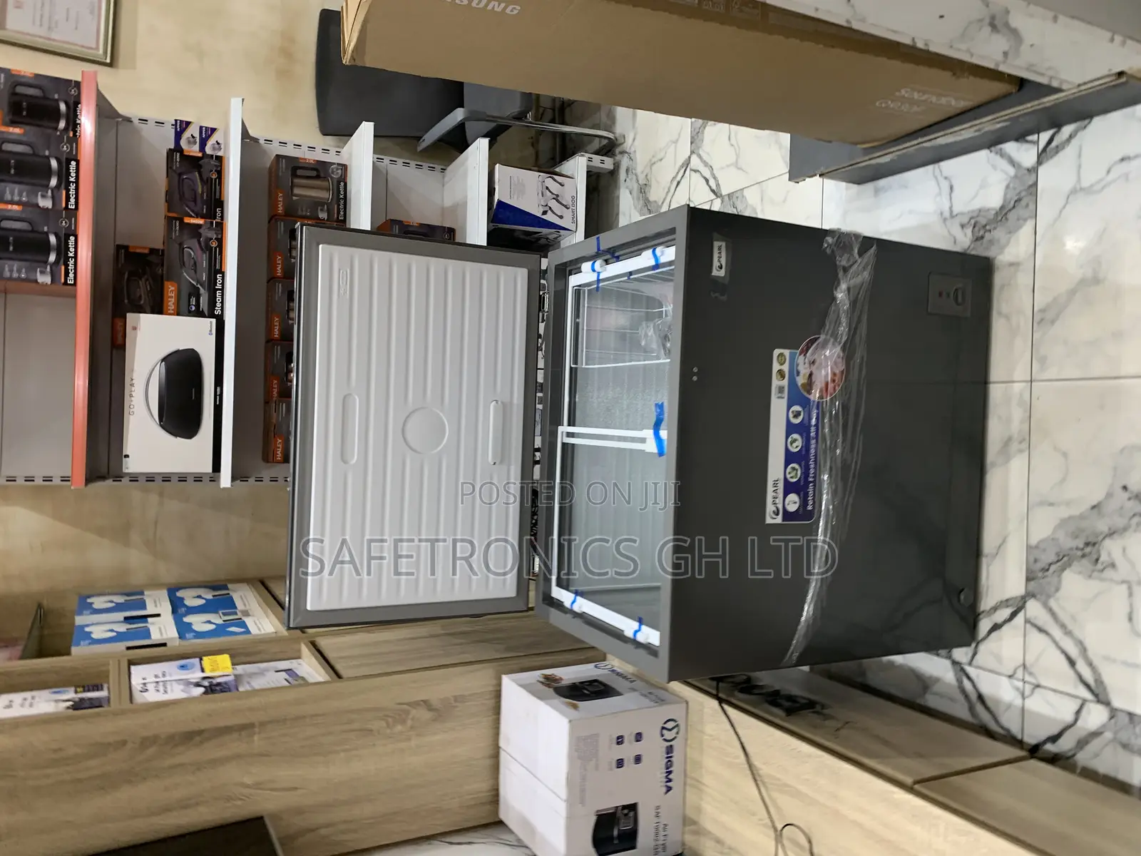 Pearl Newest Update 199 Liters Singledoor PCF-2620-13m Grey Freezer