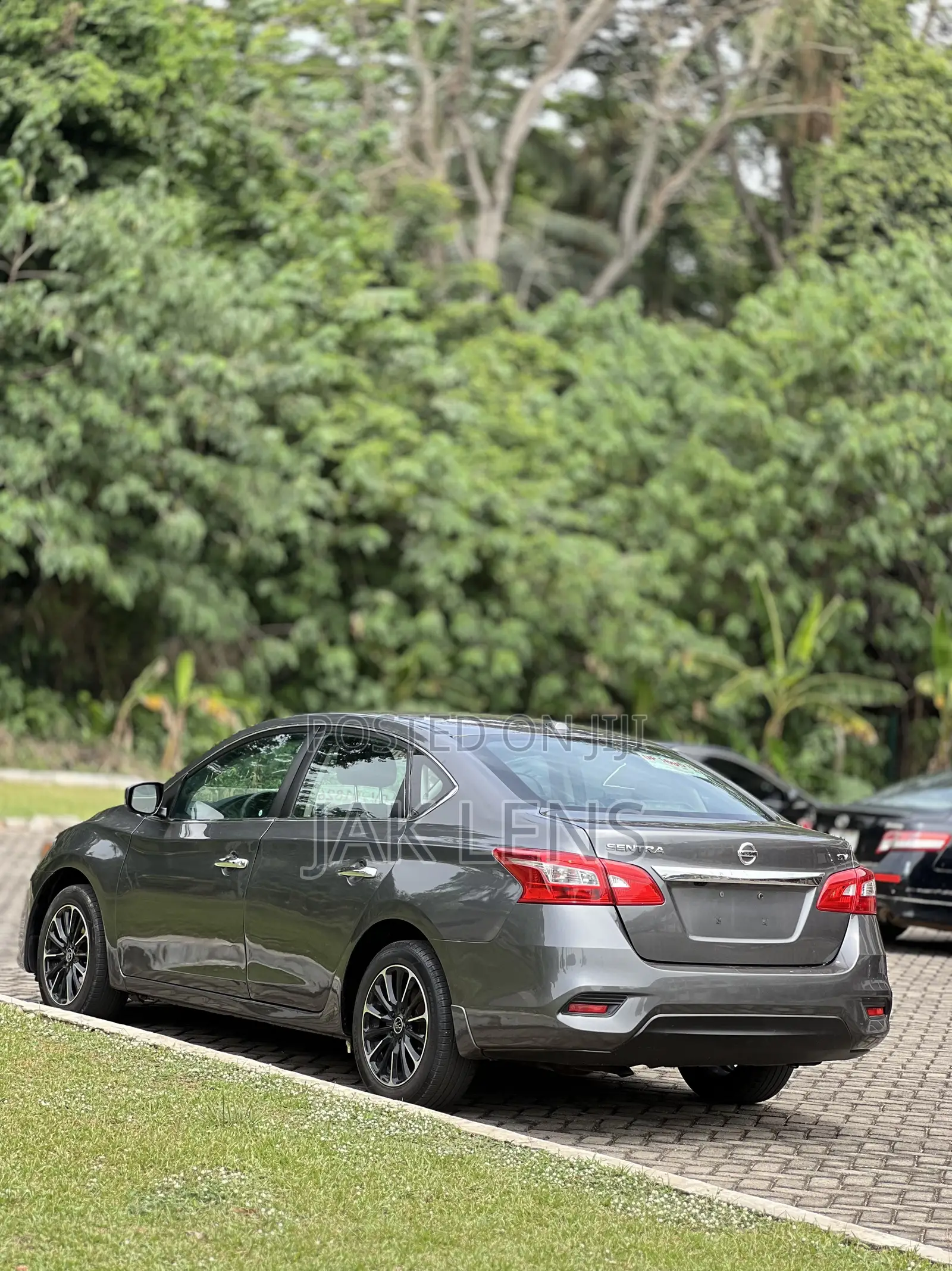 Nissan Sentra S 2018 Gray