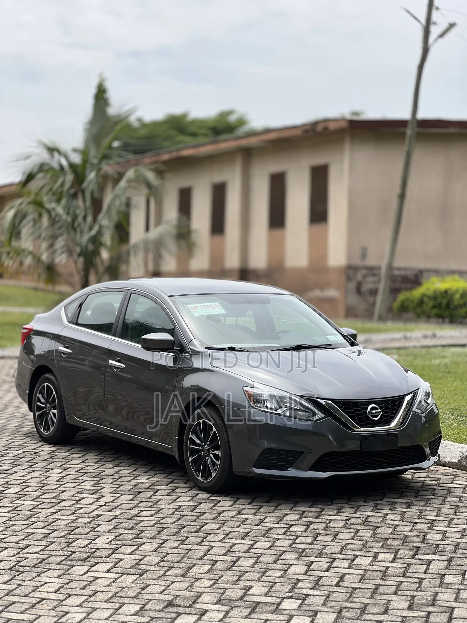 Nissan Sentra S 2018 Gray