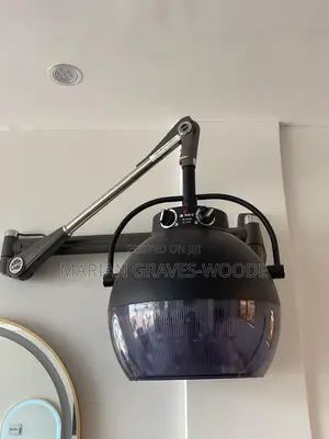 4 Led Light and Wave Hair Drying Machine