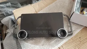 Venza Double Knob Carplay Multimedia Screen