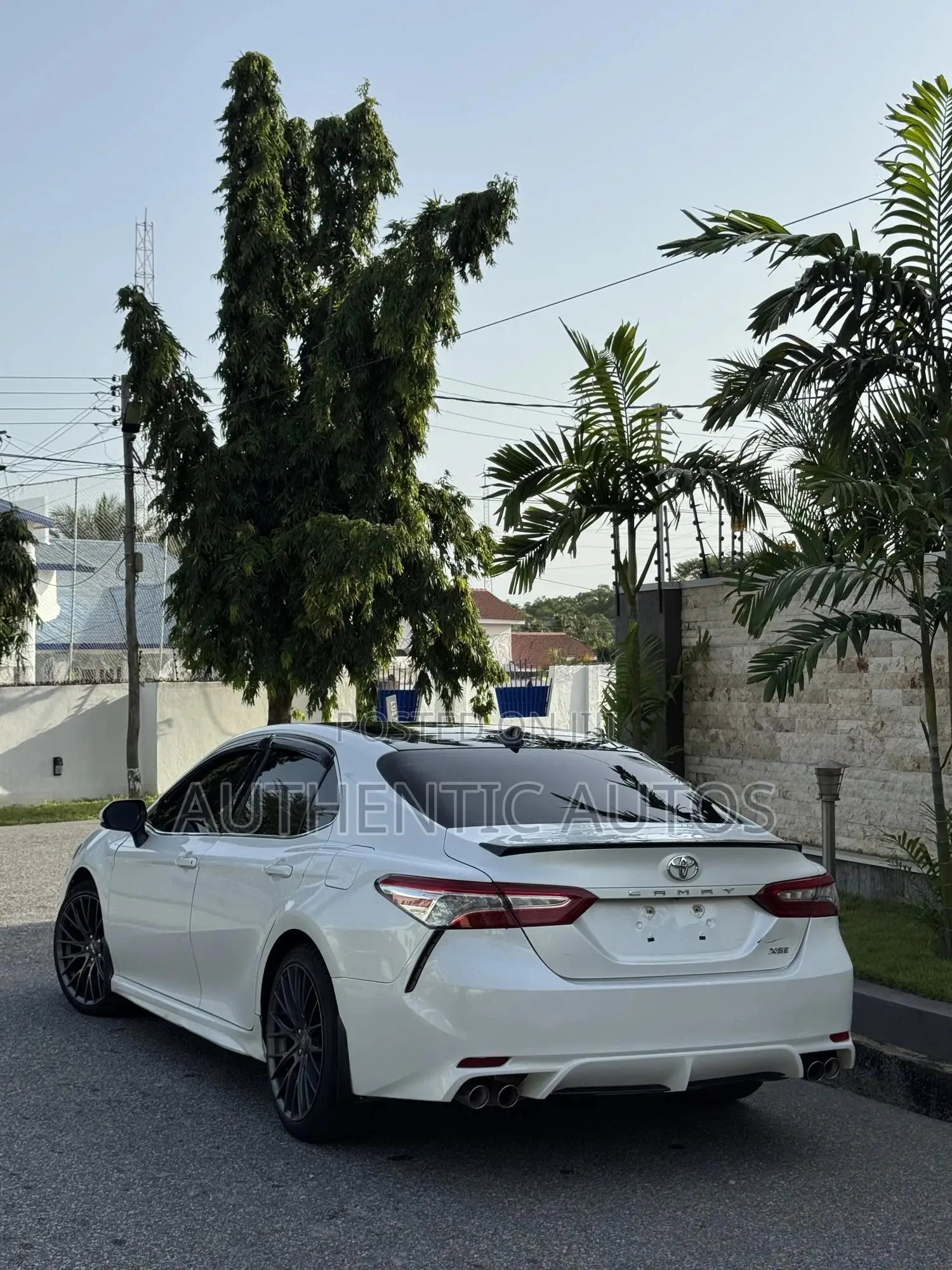 Toyota Camry XSE (2.5L 4cyl 8A) 2019 White