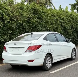 Hyundai Accent GLS 4dr Sedan (1.6L 4cyl 6A) 2015 White