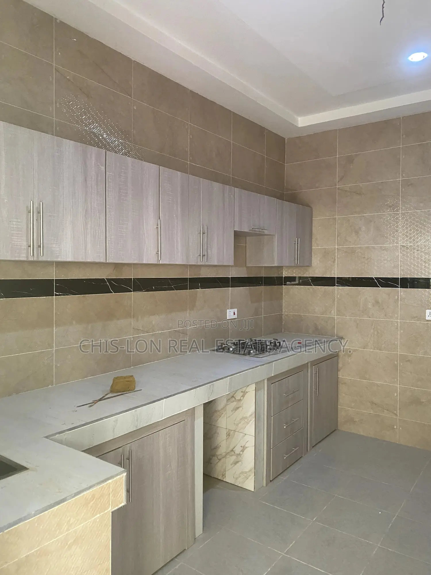 2bdrm Apartment in Chis-Lon Broker’S, Toll Booth for rent