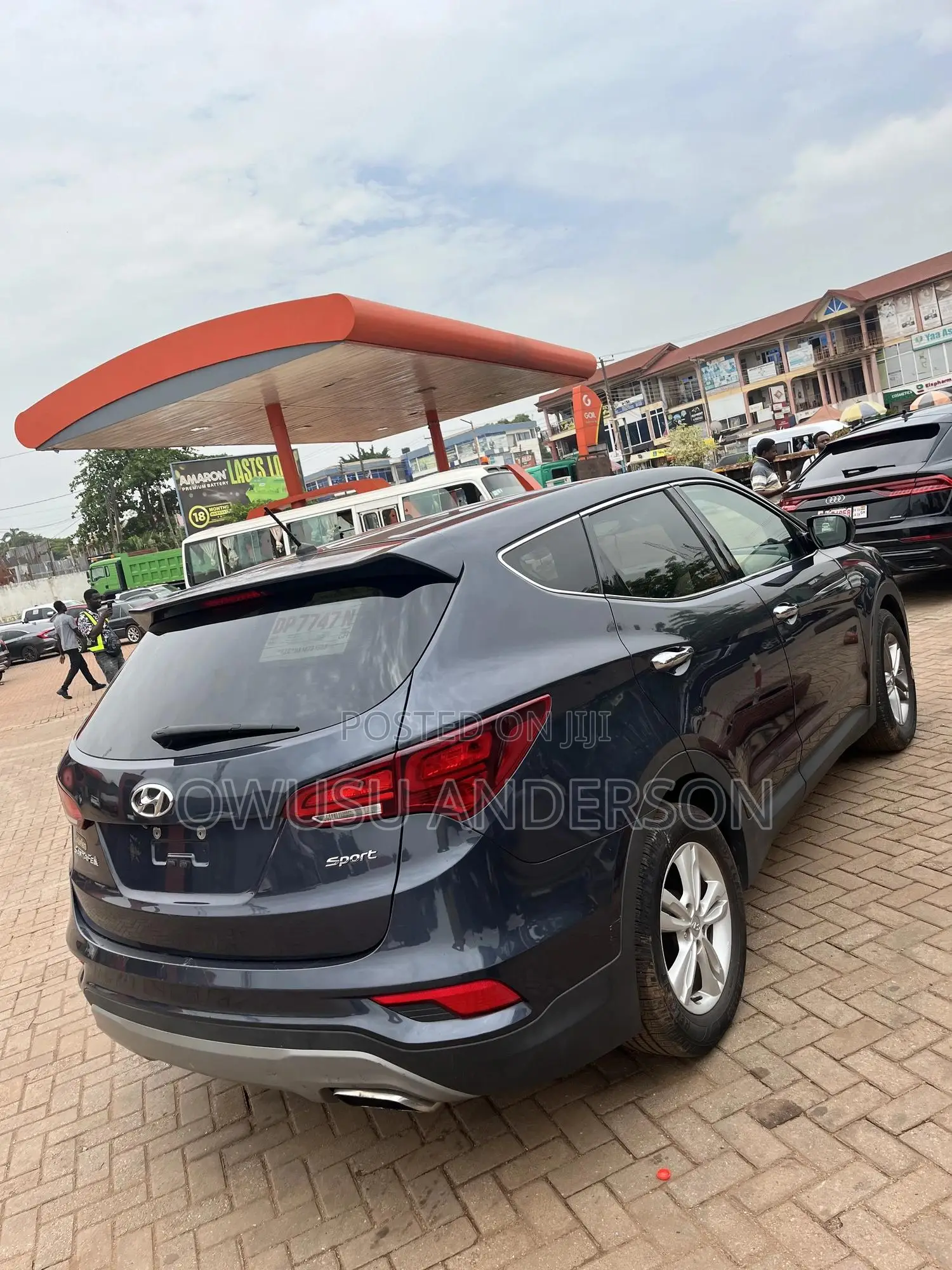 Hyundai Santa Fe 2017 Blue