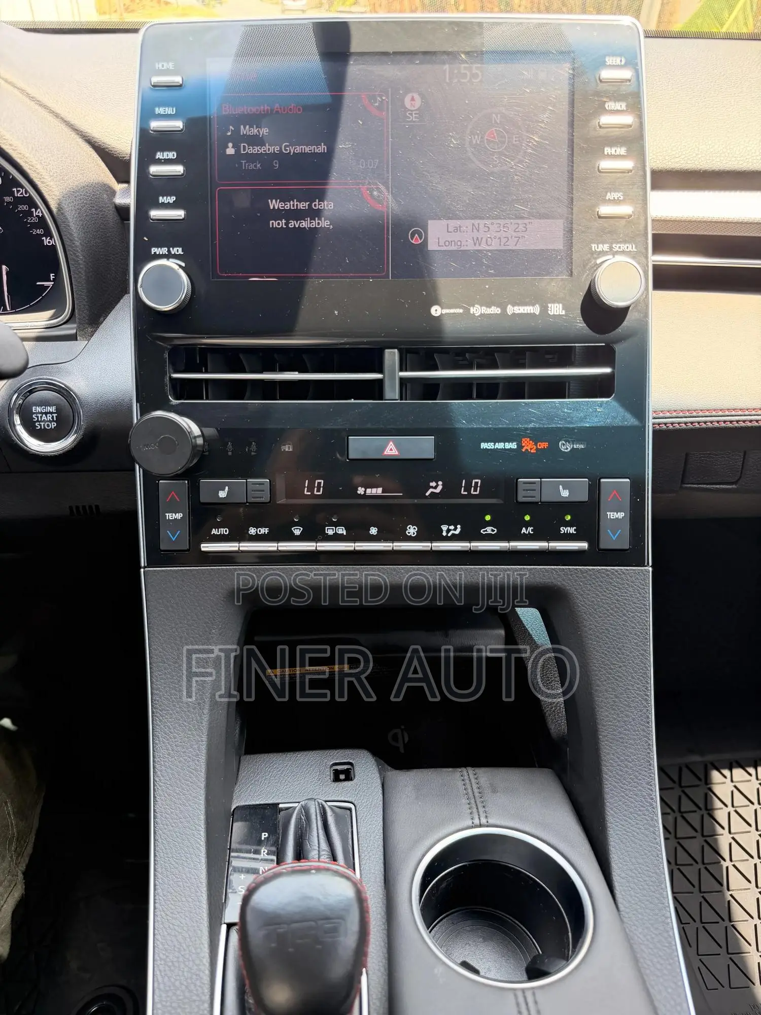 Toyota Avalon TRD 2020 White