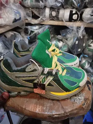 New Balance 1906. Green High -Quality and Affordable
