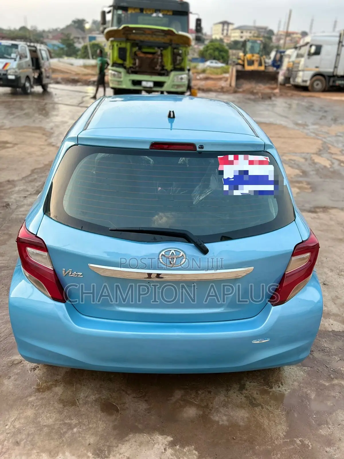 Toyota Vitz 1.3 AWD 3dr 2015 Blue