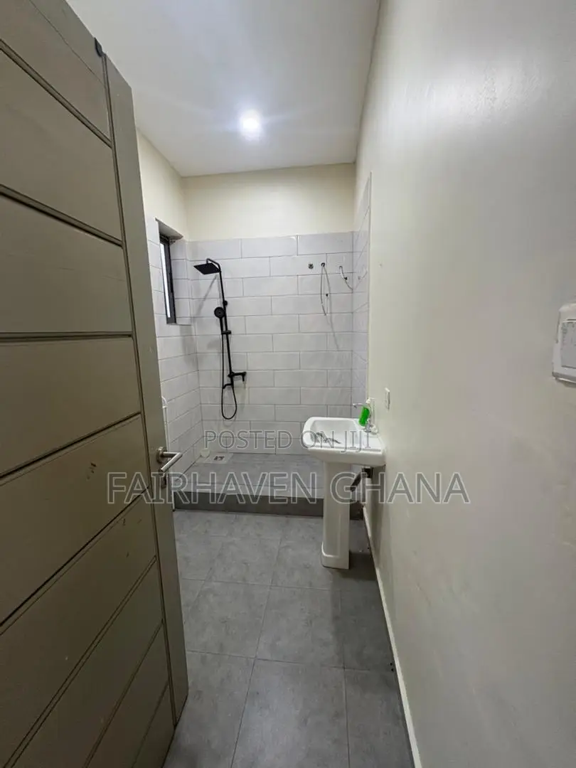 3bdrm Apartment in Fairhaven Properties, Tseaddo for rent