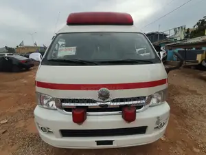 Toyota HiAce 2013 White