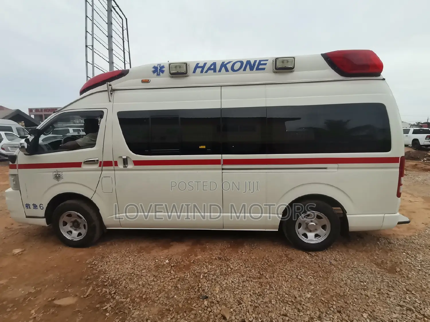 Toyota HiAce 2013 White