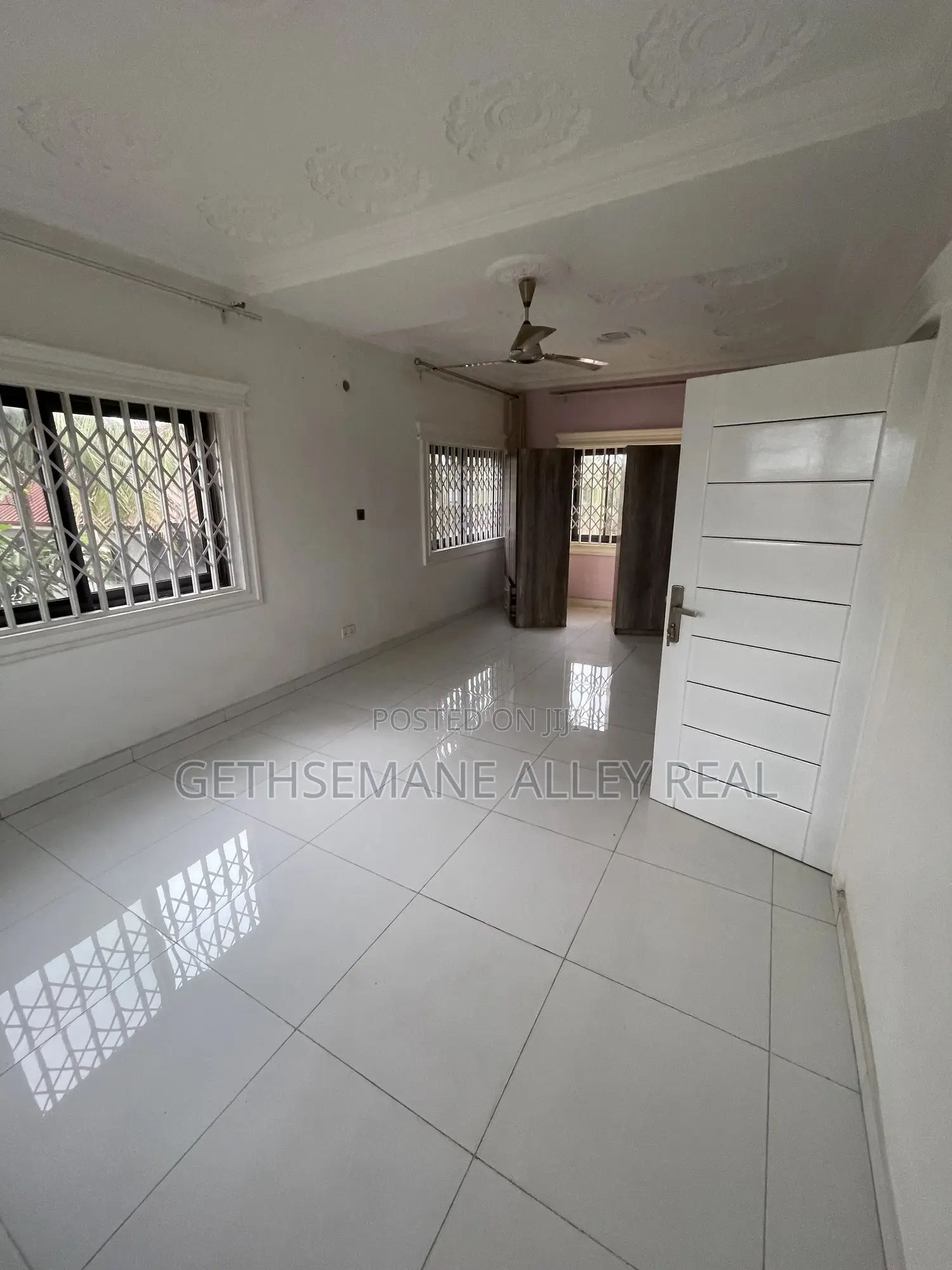2bdrm Apartment in Gethsemeny Alley, Adenta for rent