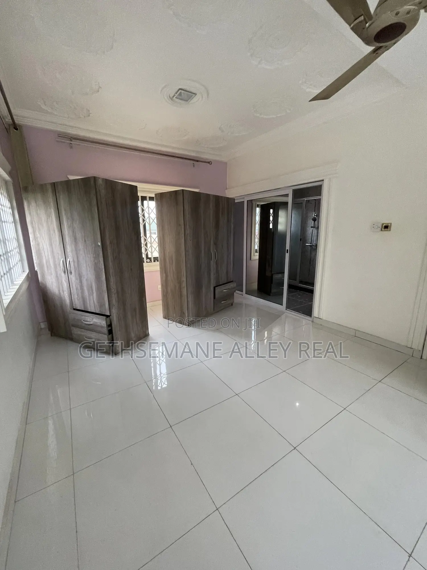 2bdrm Apartment in Gethsemeny Alley, Adenta for rent