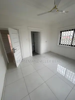 2bdrm Apartment in Gethsemeny Alley, Adenta for rent