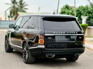 Land Rover Range Rover Vogue 2016 Black